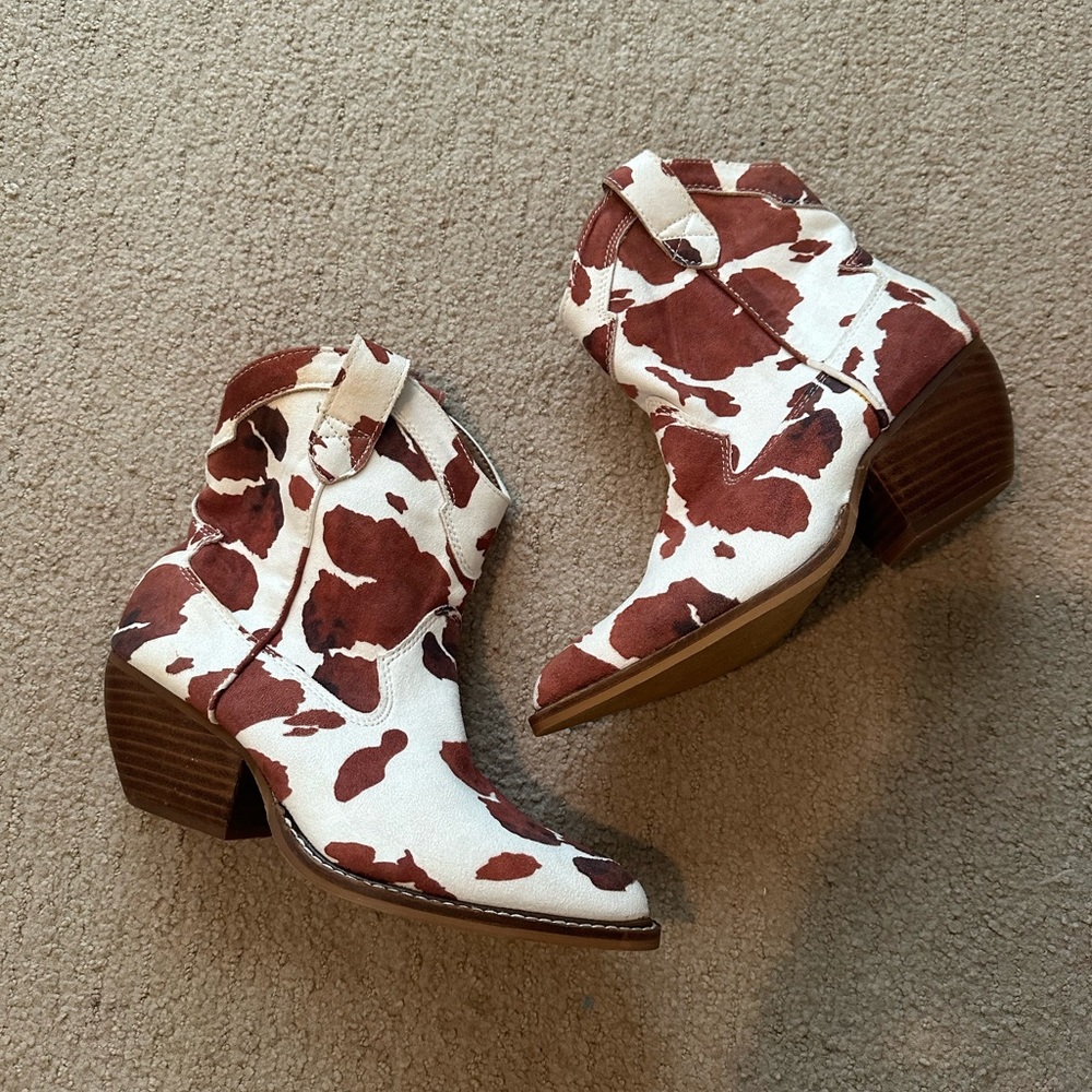 Boutique Cow Print Booties (NEVER WORN)